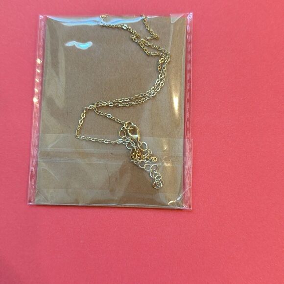 Graduation Flower Necklace - Picture 2 of 2